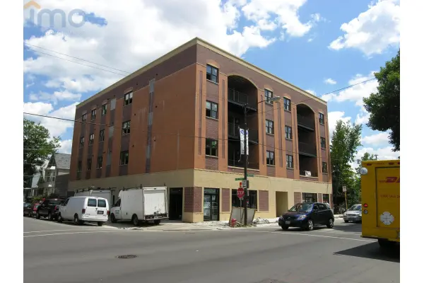 Poschła, Parysów, Obiekt na sprzedaż